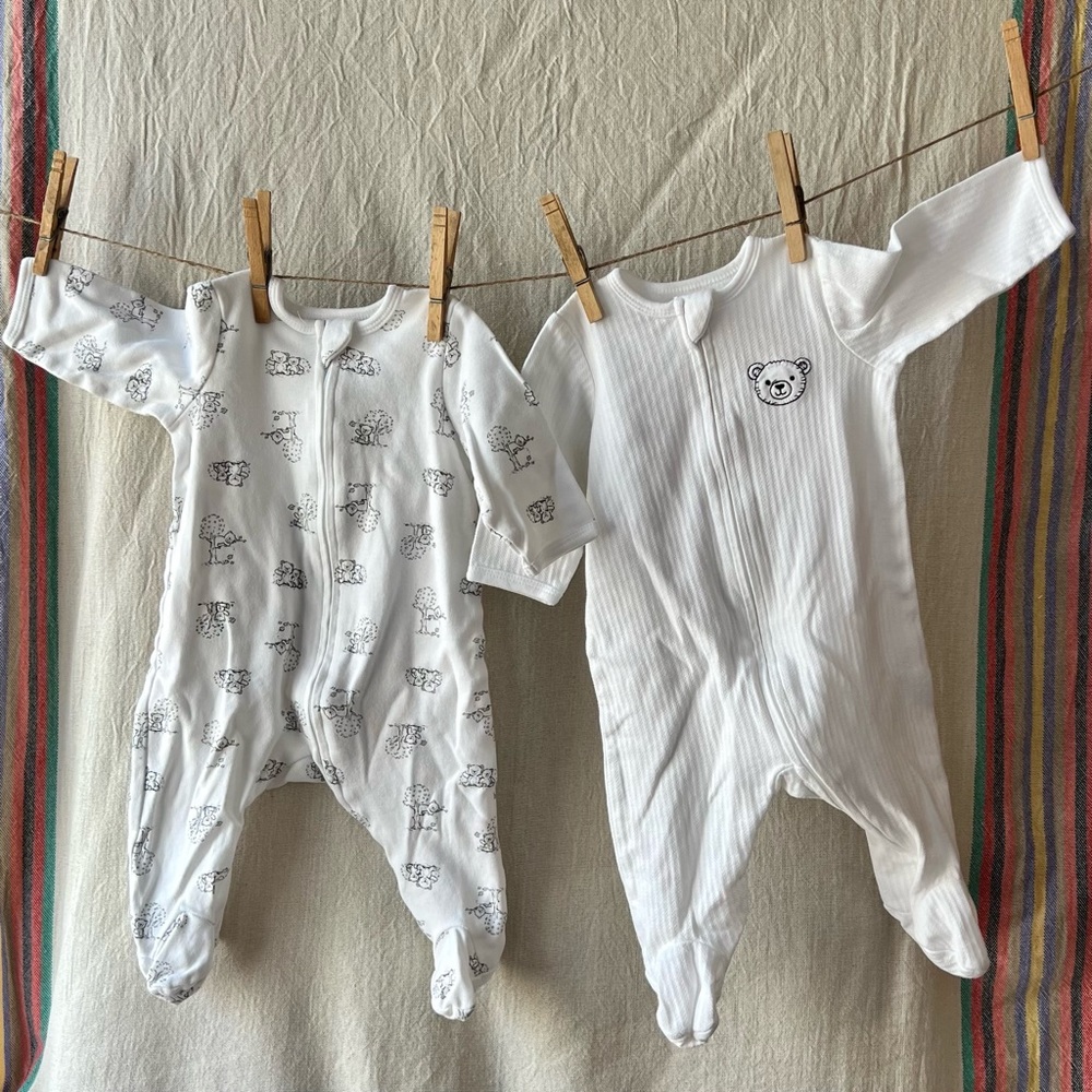 🌟2🌟 Little Me Footie Pajamas